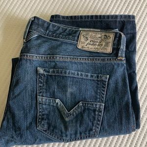 Diesel Larkee button-fly jeans 36x32